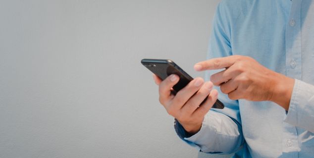 Serviços prestados por celular após expediente devem ser remunerados como horas extras